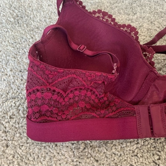 Victoria's Secret Plum Colored Lace Bra Size 34C - Picture 4 of 8